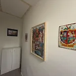 Familial Proche De La *