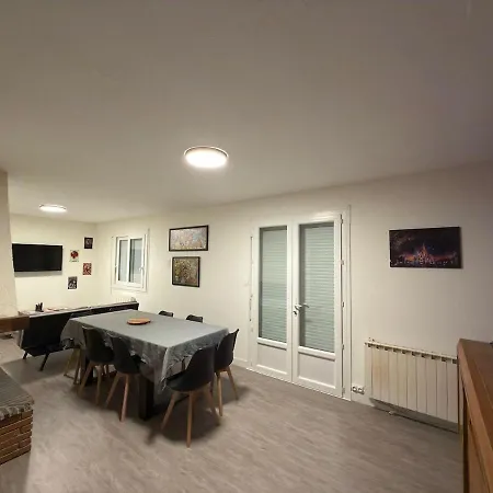 Appartement Familial Proche De La *