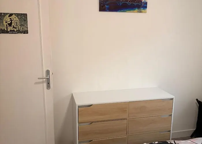 Familial Proche De La