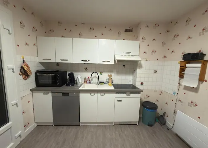 Familial Proche De La * Jullouville-les-Pins